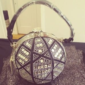 Women's hand bag